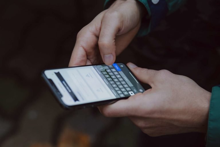 By 2030, every person in the planet will have smartphone